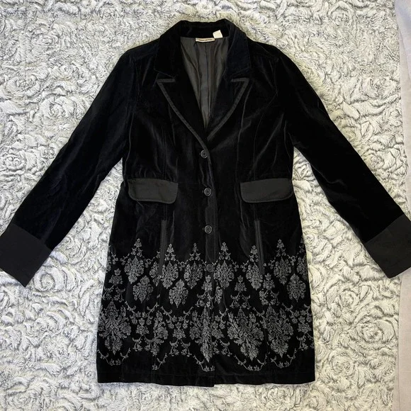 🚫SOLD🚫 VTG Y2K DKNY Jeans Black Velvet Long Coat w/ Pockets Grey Baroque - Picture 8 of 16